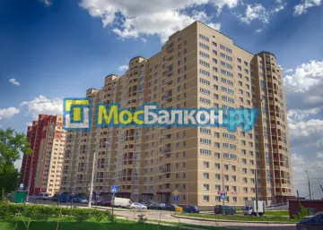 Алюминиевое остекление балконов под ключ по доступным ценам в Жуковском | МосБалкон