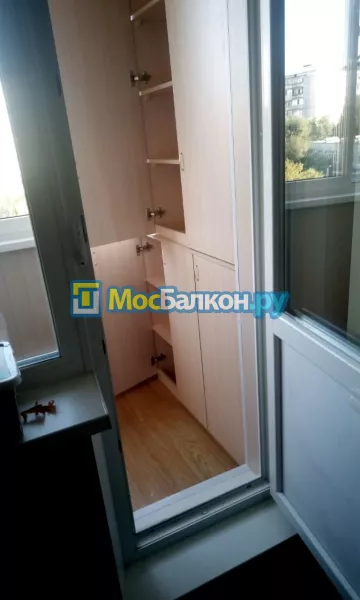 Шкаф на балкон купить в Жуковском на заказ недорого от МосБалкон