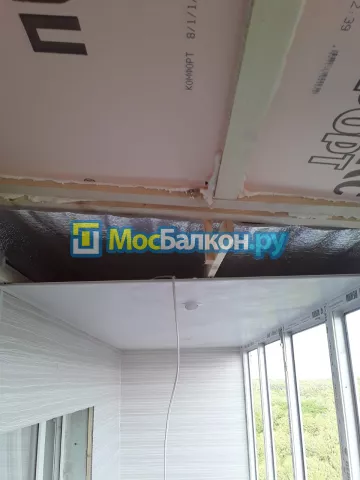 Крыша на балконе в Жуковском монтаж и ремонт по выгодной цене от МосБалкон