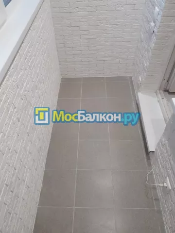 Цена на отделку лоджии декоративным камнем в Москве