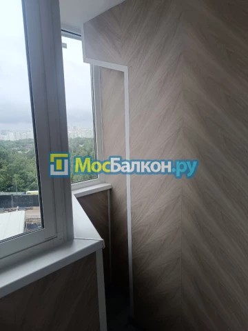 Отделка балкона и лоджии пластиковыми ПВХ панелями в Жуковском от компании МосБалкон