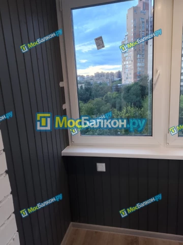 Балкон под ключ в Жуковском | Выгодные цены на ремонт и отделку балконов и лоджий под ключ от 2700 руб. в МосБалкон