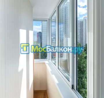 Алюминиевое остекление балконов под ключ по доступным ценам в Жуковском | МосБалкон
