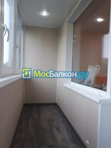 Алюминиевое остекление балконов под ключ по доступным ценам в Жуковском | МосБалкон