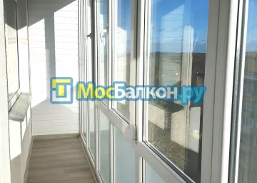 Отделка балкона и лоджии пластиковыми ПВХ панелями в Жуковском от компании МосБалкон