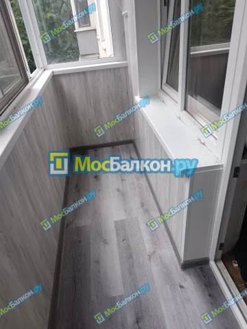 Балкон под ключ в Жуковском | Выгодные цены на ремонт и отделку балконов и лоджий под ключ от 2700 руб. в МосБалкон