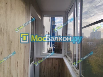 Отделка балкона и лоджии пластиковыми ПВХ панелями в Жуковском от компании МосБалкон
