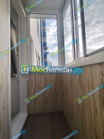 Отделка балкона и лоджии пластиковыми ПВХ панелями в Жуковском от компании МосБалкон