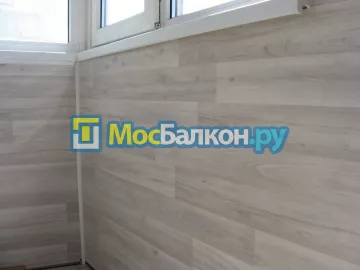 Отделка балкона и лоджии пластиковыми ПВХ панелями в Жуковском от компании МосБалкон