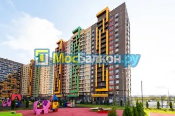 Французское остекление балконов и лоджий под ключ по доступным ценам в Жуковском | МосБалкон