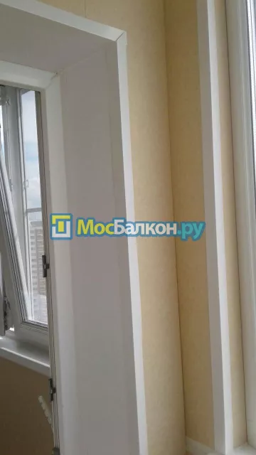 Отделка балкона и лоджии пластиковыми ПВХ панелями в Жуковском от компании МосБалкон