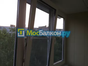 Отделка балкона и лоджии пластиковыми ПВХ панелями в Жуковском от компании МосБалкон