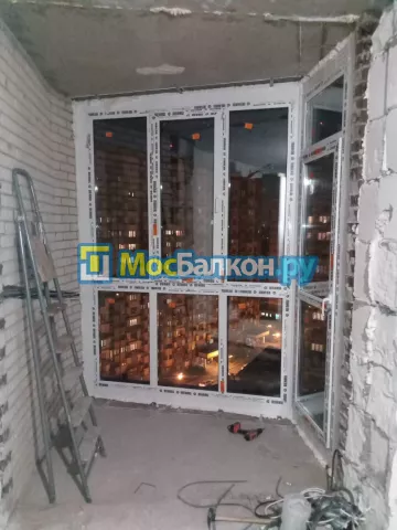 Панорамное остекление заказать под ключ по выгодной цене в Жуковском от компании МосБалкон