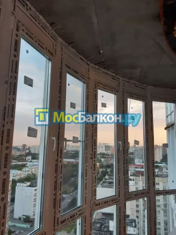 Панорамное остекление заказать под ключ по выгодной цене в Жуковском от компании МосБалкон