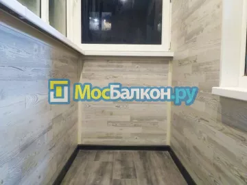 Отделка балкона и лоджии пластиковыми ПВХ панелями в Жуковском от компании МосБалкон