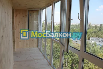 Французское остекление балконов и лоджий под ключ по доступным ценам в Жуковском | МосБалкон