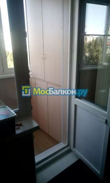 Шкаф на балкон купить в Жуковском на заказ недорого от МосБалкон