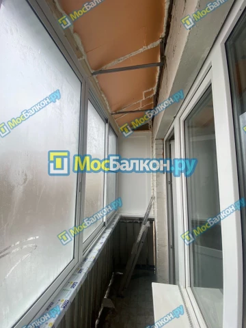 Крыша на балконе в Жуковском монтаж и ремонт по выгодной цене от МосБалкон