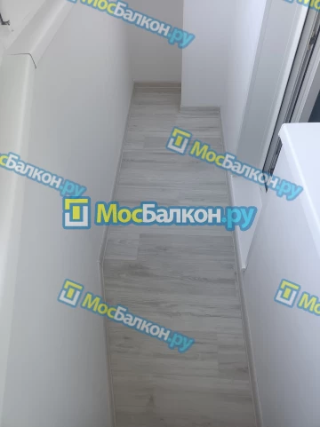 Отделка балкона и лоджии пластиковыми ПВХ панелями в Жуковском от компании МосБалкон