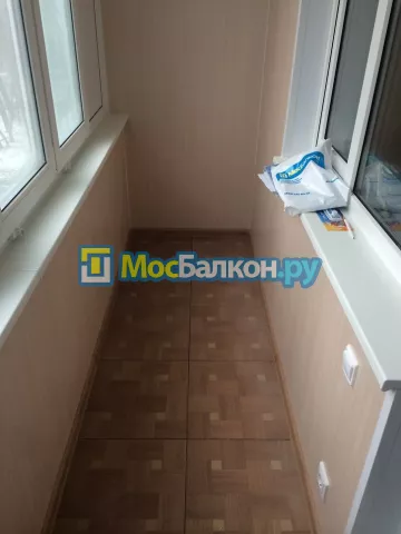Отделка балкона и лоджии пластиковыми ПВХ панелями в Жуковском от компании МосБалкон