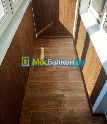 Алюминиевое остекление балконов под ключ по доступным ценам в Жуковском | МосБалкон