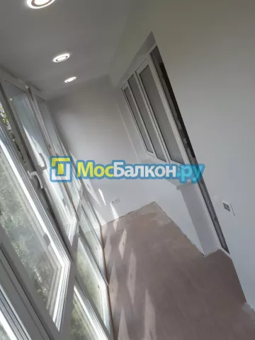Панорамное остекление заказать под ключ по выгодной цене в Жуковском от компании МосБалкон